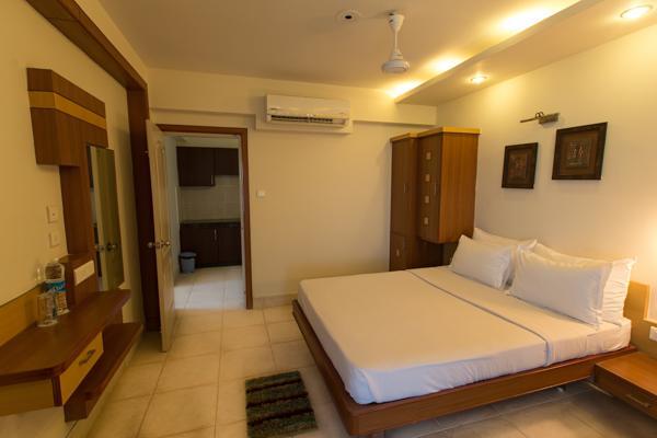 Empires Hotel Пури Екстериор снимка
